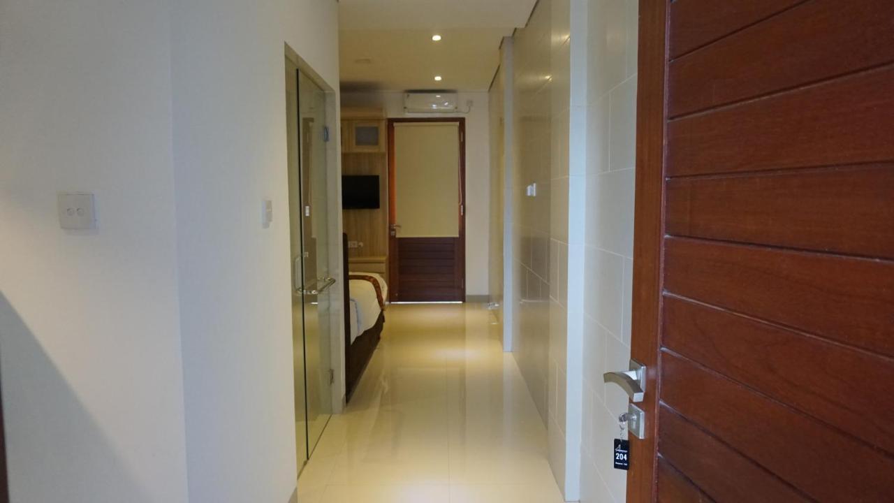 Indraprastha Residence Seminyak Buitenkant foto